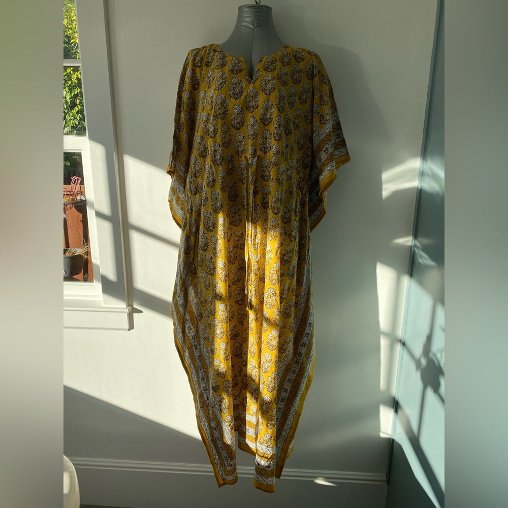 ANOKHI dress